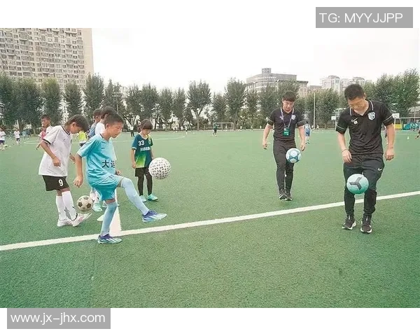 探索AI绘画特效下的足球明星魅力与风采展现 探索AI绘画特效下的足球明星魅力与风采展现