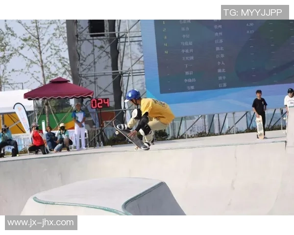 深圳滑板队在极限运动联赛中以64分稳居积分榜首位 深圳滑板队在极限运动联赛中以64分稳居积分榜首位